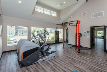 1150 SE Olson Drive 1-3 Beds Apartment for Rent - Photo Gallery 4