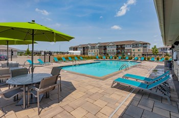 1150 SE Olson Drive 1-3 Beds Apartment for Rent - Photo Gallery 3