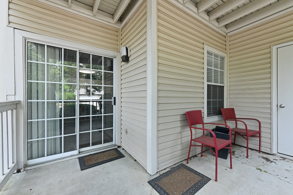 Large Wrap Around Patio at Patchen Oaks Apartments, Lexington, Kentucky 40517