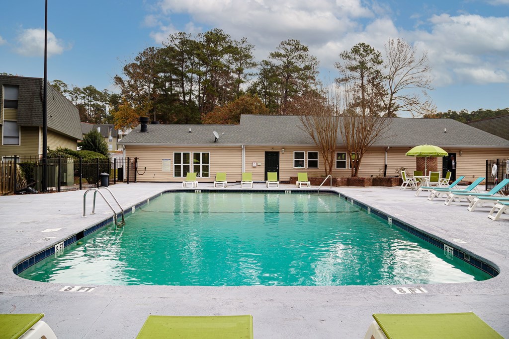 Pool View at Peachtree Place, Columbia, SC