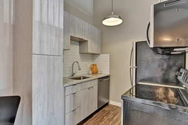 1030 Cooks Crossing Dr 2 Beds Apartment for Rent - Photo Gallery 1