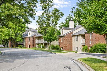 Furnished Apartments Available at Patchen Oaks Apartments, Lexington - Photo Gallery 34