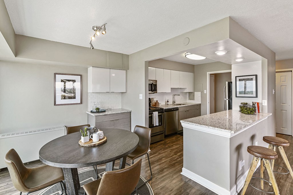 Defined Dining Space at CityView on Meridian, Indianapolis, Indiana