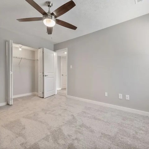 100 Lakeshore Dr 1-3 Beds Apartment for Rent