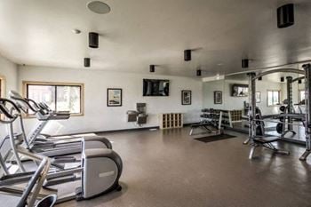 Fitness Center With Modern Equipment at Columbia Village, Boise, ID