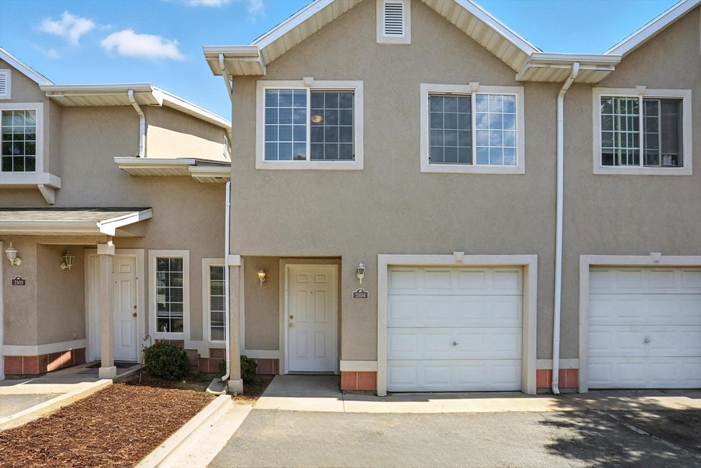 Universally Attached Detached Garages  at Oakstone Apartments, Clearfield, 84015