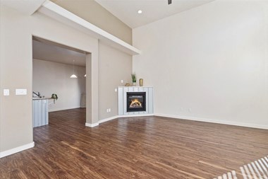 2885 N Records Ave 2 Beds Apartment for Rent - Photo Gallery 3