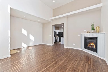 2885 N Records Ave 2 Beds Apartment for Rent - Photo Gallery 4