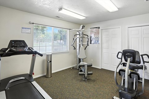 Cardio Machines at Country Oaks Apartments, Clearfield, 84015