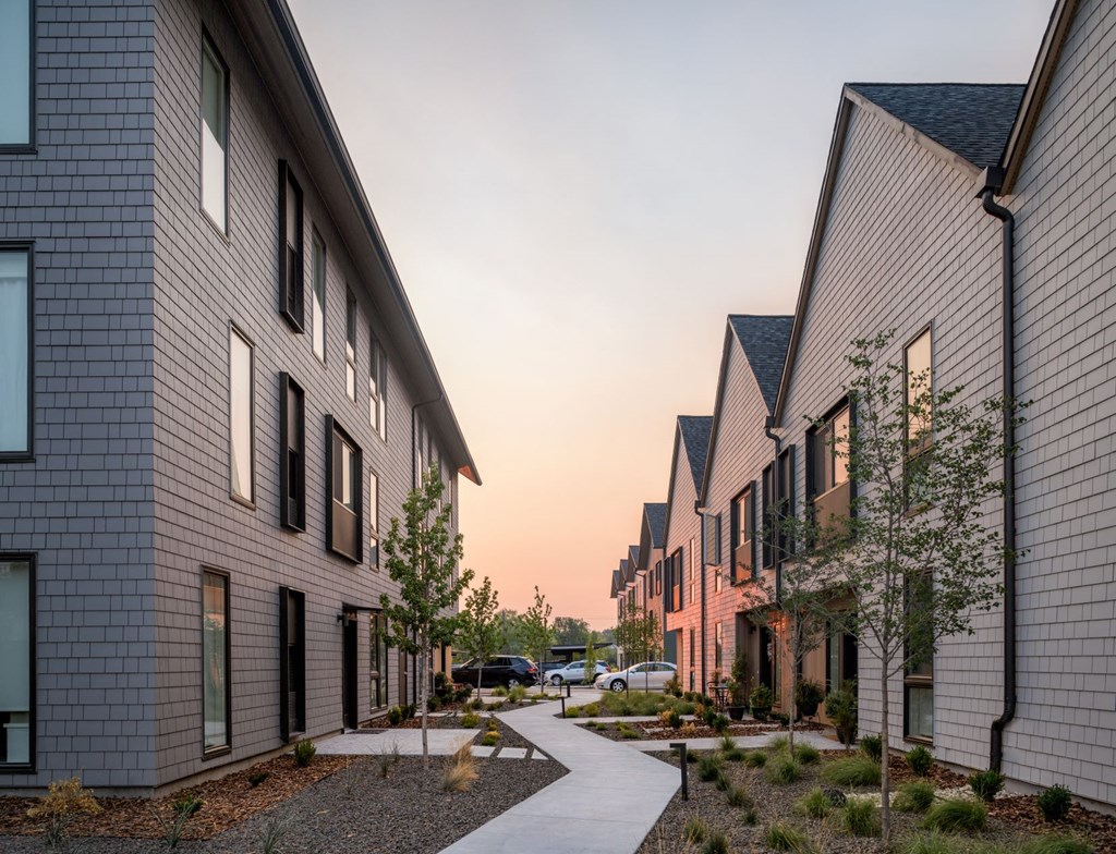 Courtyard Walking Trail at The Clara, Eagle, ID