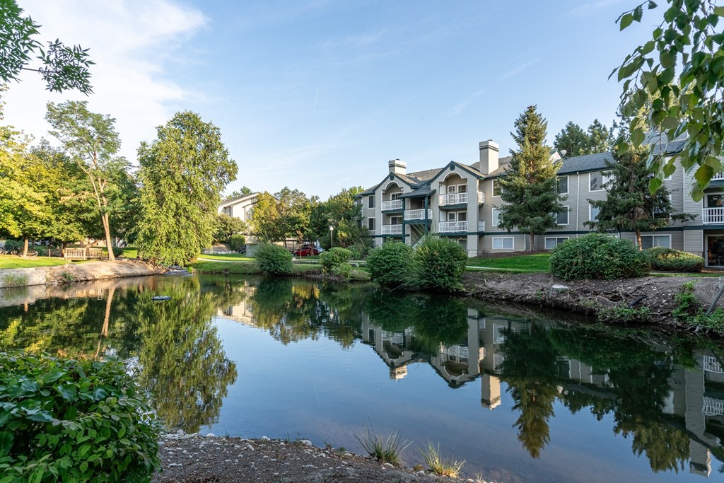 Edgewater Apartments Boise - Old