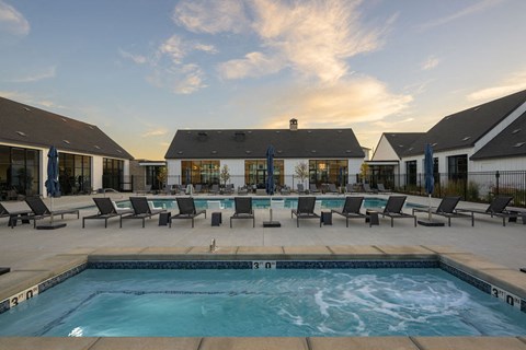 Poolat Seasons at Meridian, Meridian, Idaho