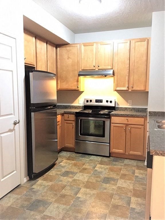 Kitchen appliances at Ashlyn Place Apartments, Missoula