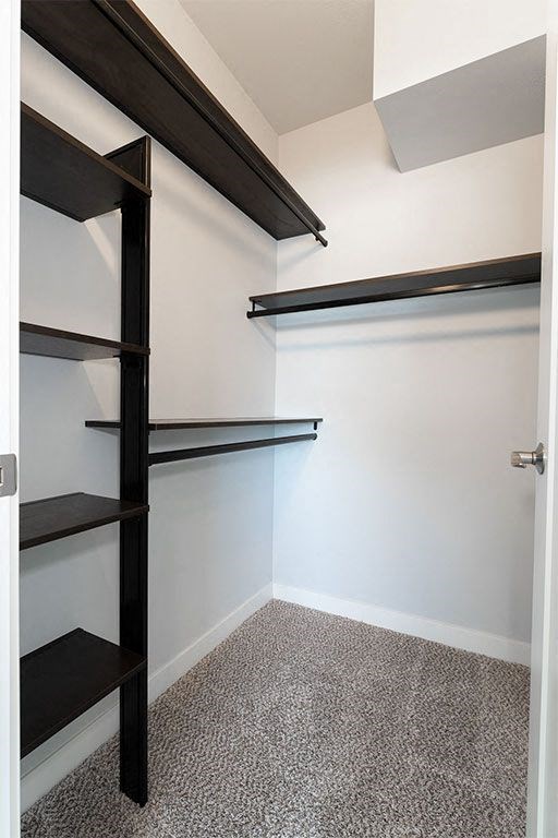 Closetat The Expo Apartments, Billings