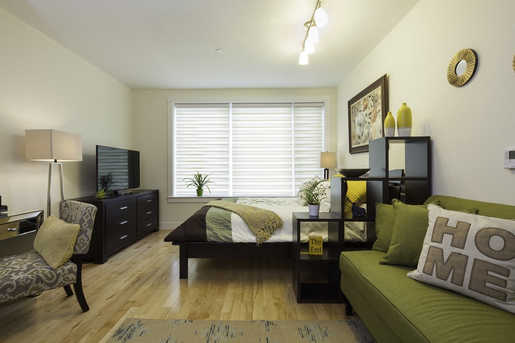 Beautiful Blinds in Bedroom at 603 Concord in Cambridge, MA 02138