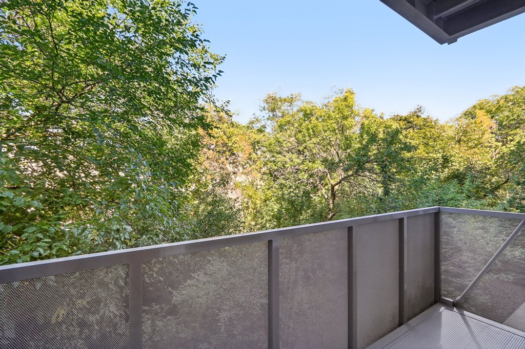 Balcony with railings at Park77 Apartments, Cambridge, MA