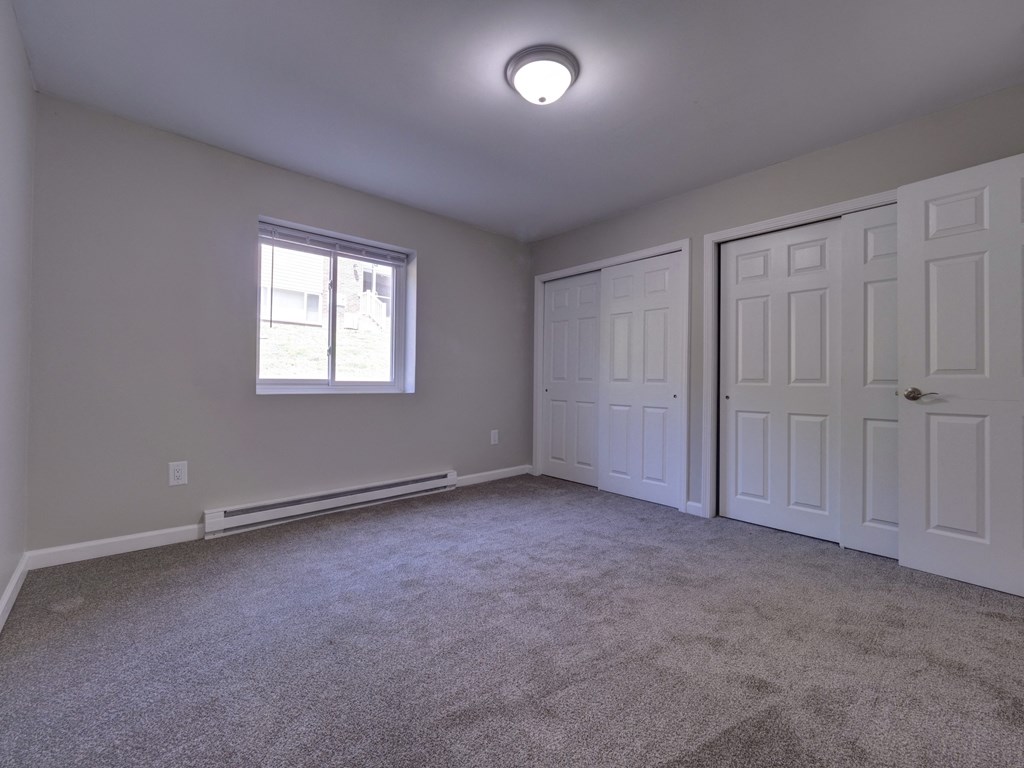 Bedroom with Closets at Highland Club Apartments, Watervliet, NY 12189