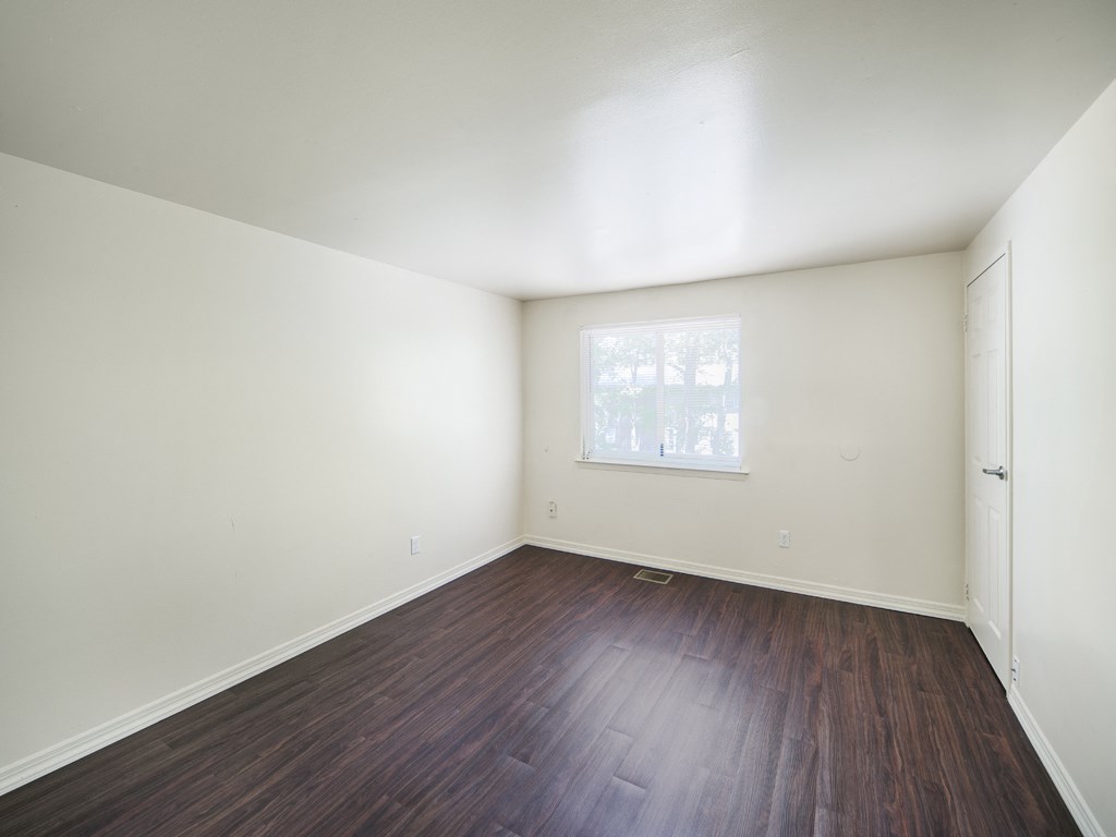 Unfurnished Living Area at Oakview Apartments, Coram, New York