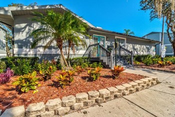 7541 Highwater Drive 1-2 Beds Apartment for Rent - Photo Gallery 5