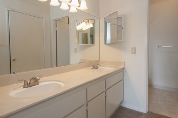 Autumn Oaks Vacant Bathroom Dual Sinks - Photo Gallery 30