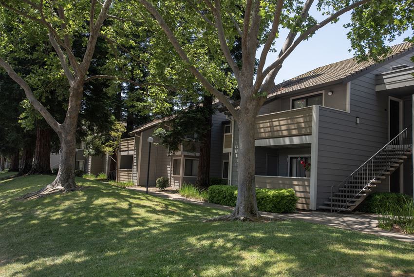 Bishop #39 s Court Apartments 3300 Capital Center Drive Rancho Cordova