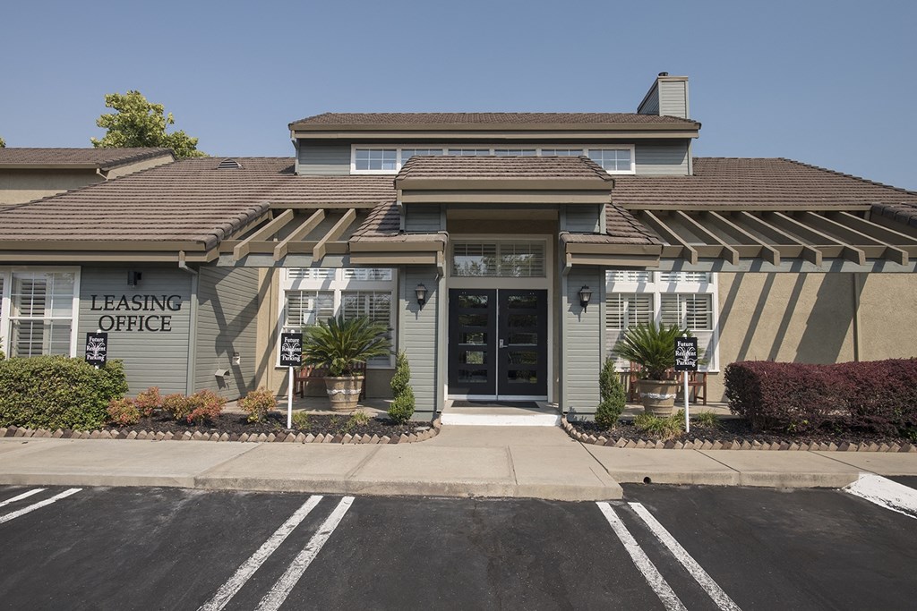 Canterbury Downs Clubhouse Entry & Parking Lot