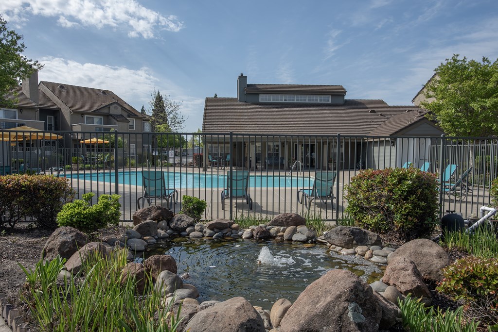 Canterbury Downs swimming pool fence and fountain, Roseville, CA, 95678