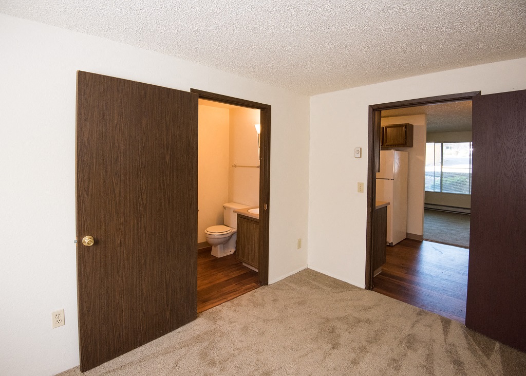 Cedar Lane Vacant Apartment Master Bedroom & Bathroom