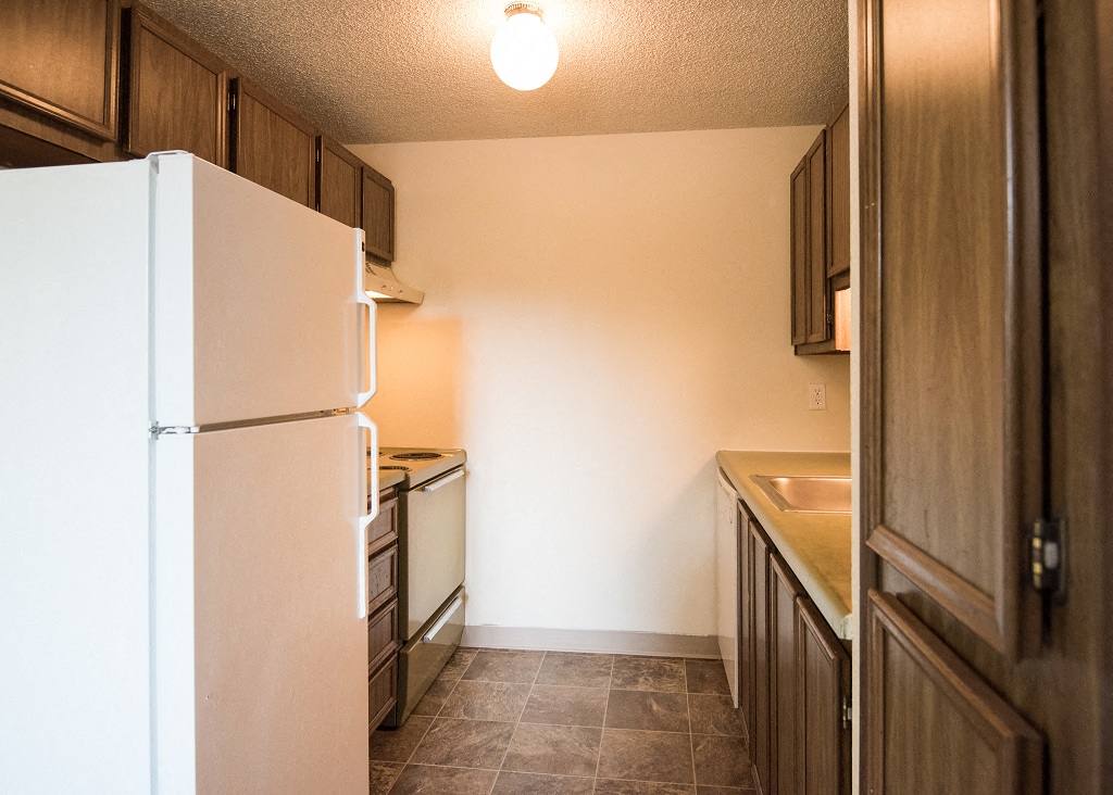 Cedar Lane Vacant Apartment Kitchen