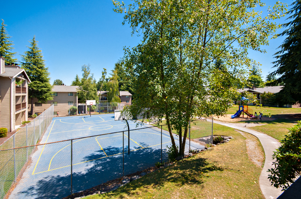 Outdoor Basketball Court Exterior at Chambers Creek Estates, Washington, 98467