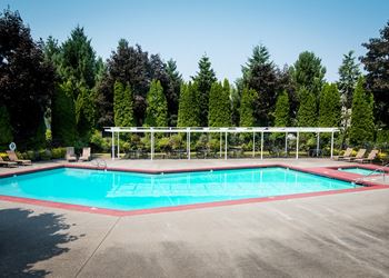 Pool & Wading Pool at Clackamas Trails Apartments, Portland