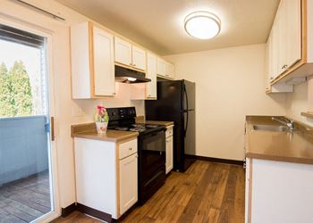 Apartment Upgraded Kitchen at Clackamas Trails Apartments, Oregon, 97222