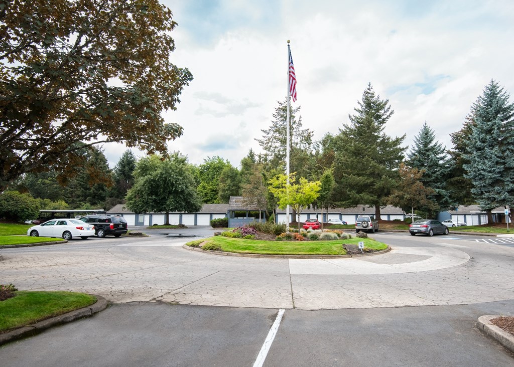 Creekside Village Entry Round About