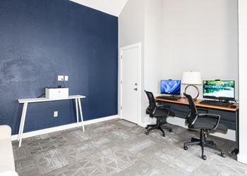 Crown Court business center, Clackamas, OR, 97015