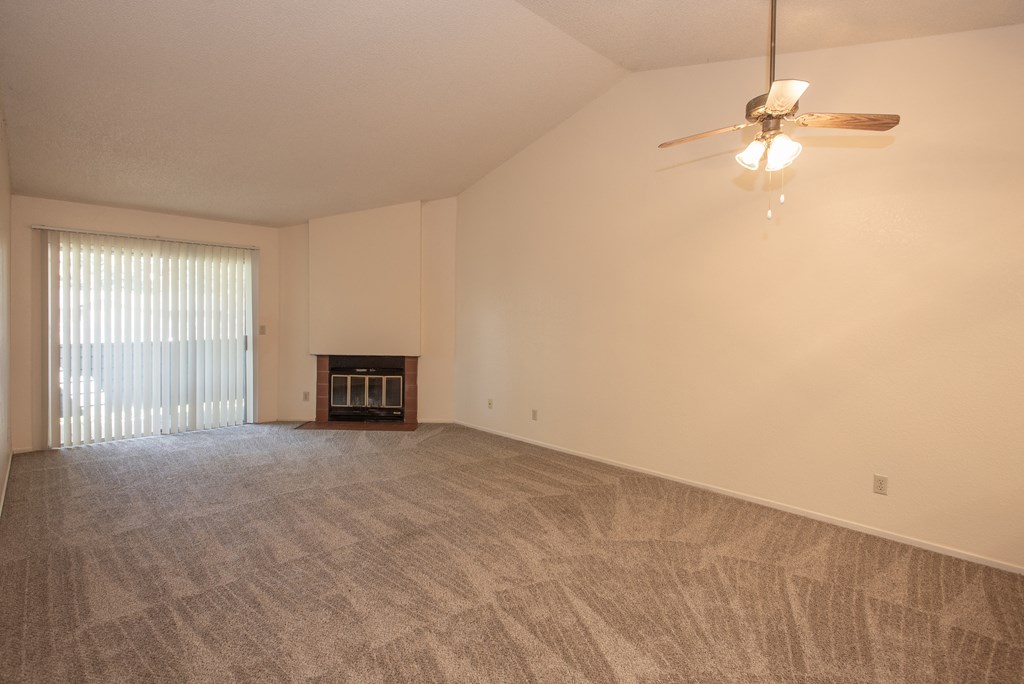 vacant living room and dining room at Delta Pointe Apartments, California, 95833
