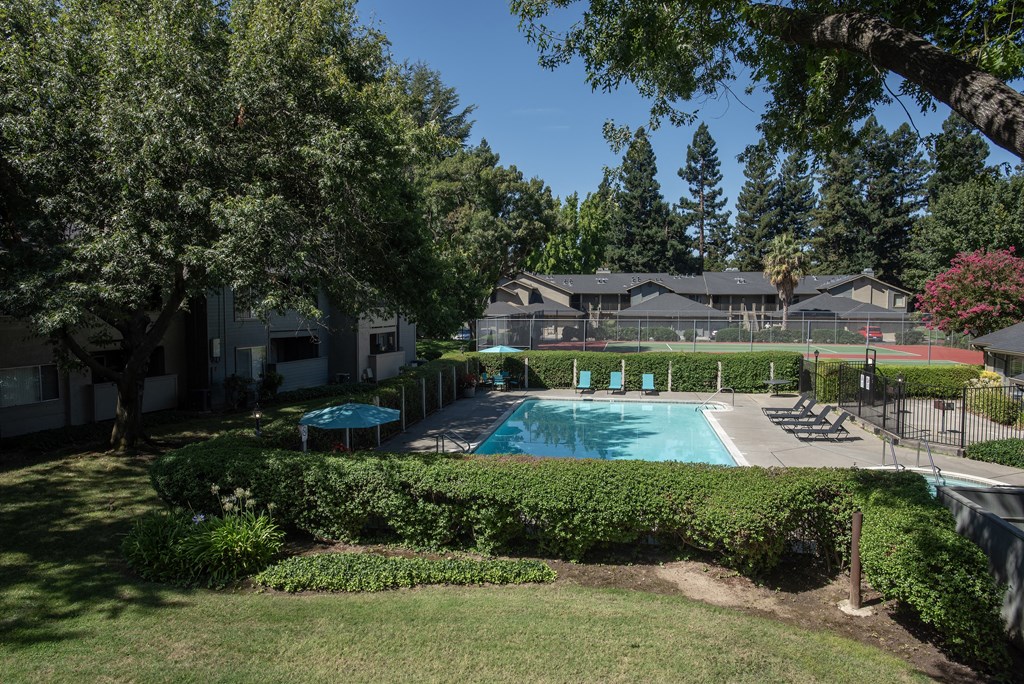 swimming pool exterior at Delta Pointe Apartments, California