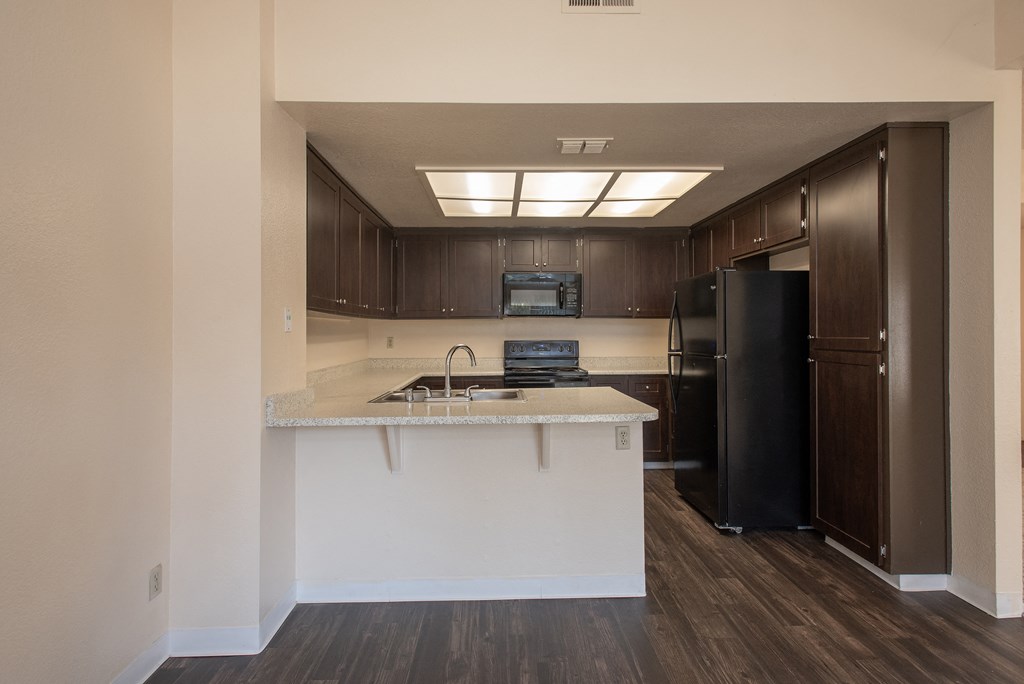 kitchen bar at Delta Pointe Apartments, Sacramento, 95833