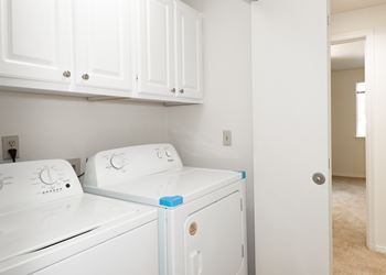Elmonica Court vacant 2x1 washer and dryer, Beaverton, OR, 97006