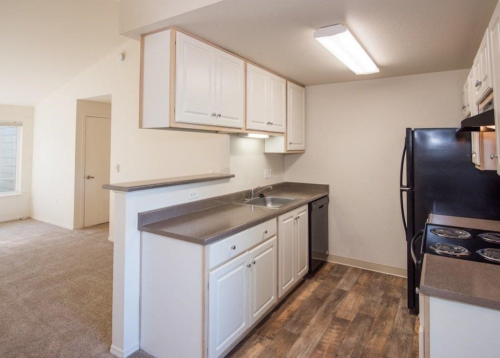 Hathaway Court Vacant Upgraded Kitchen at Hathaway Court Apartments, Oregon, 97070