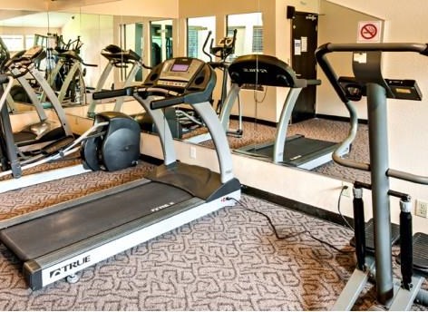Hunt Club Apartments Fitness Center - Photo Gallery