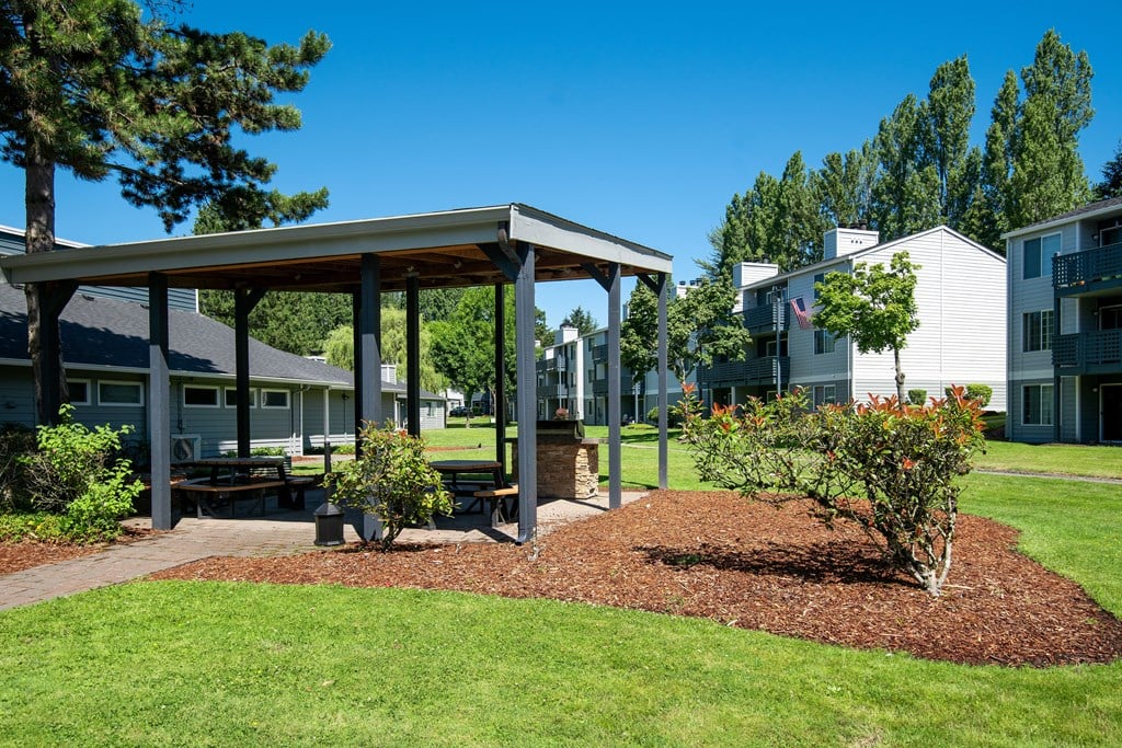 Hunt Club BBQ and picnic area