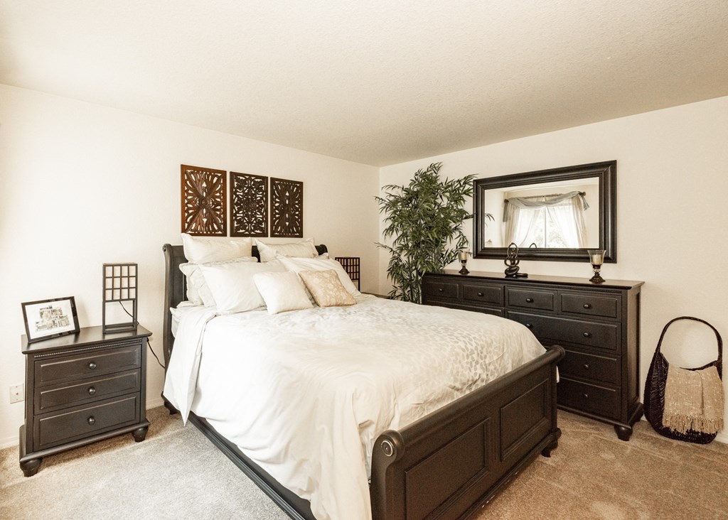 Kings Court Beaverton OR model primary bedroom entry view