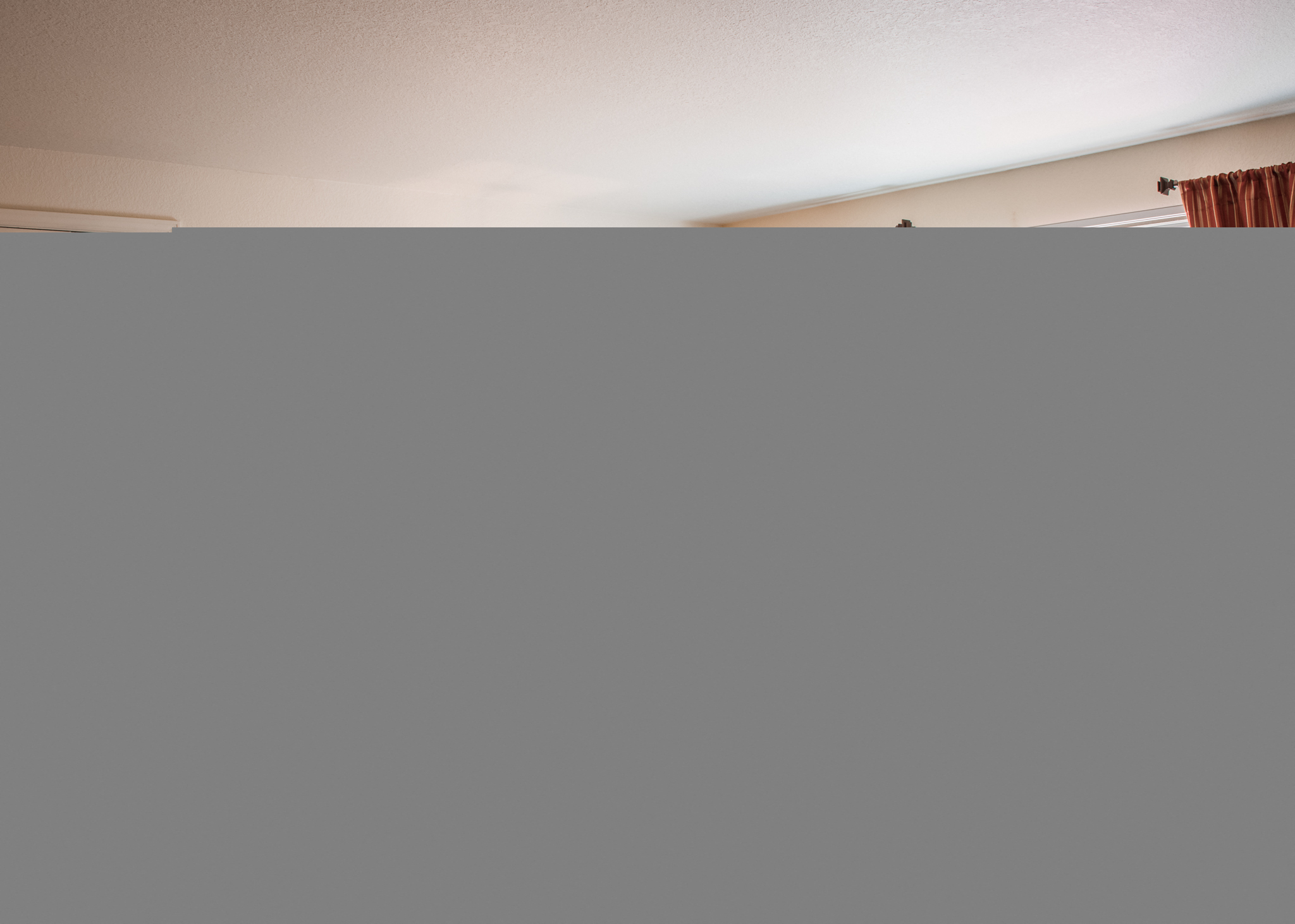 Living Room, Entry & Deck Sliding Glass Door at King's Court Apartments, Oregon, 97006