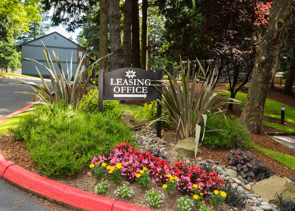 Martinazzi Village Directional Landscaping