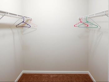 The Landing Apartments Model Townhome Walk In Closet