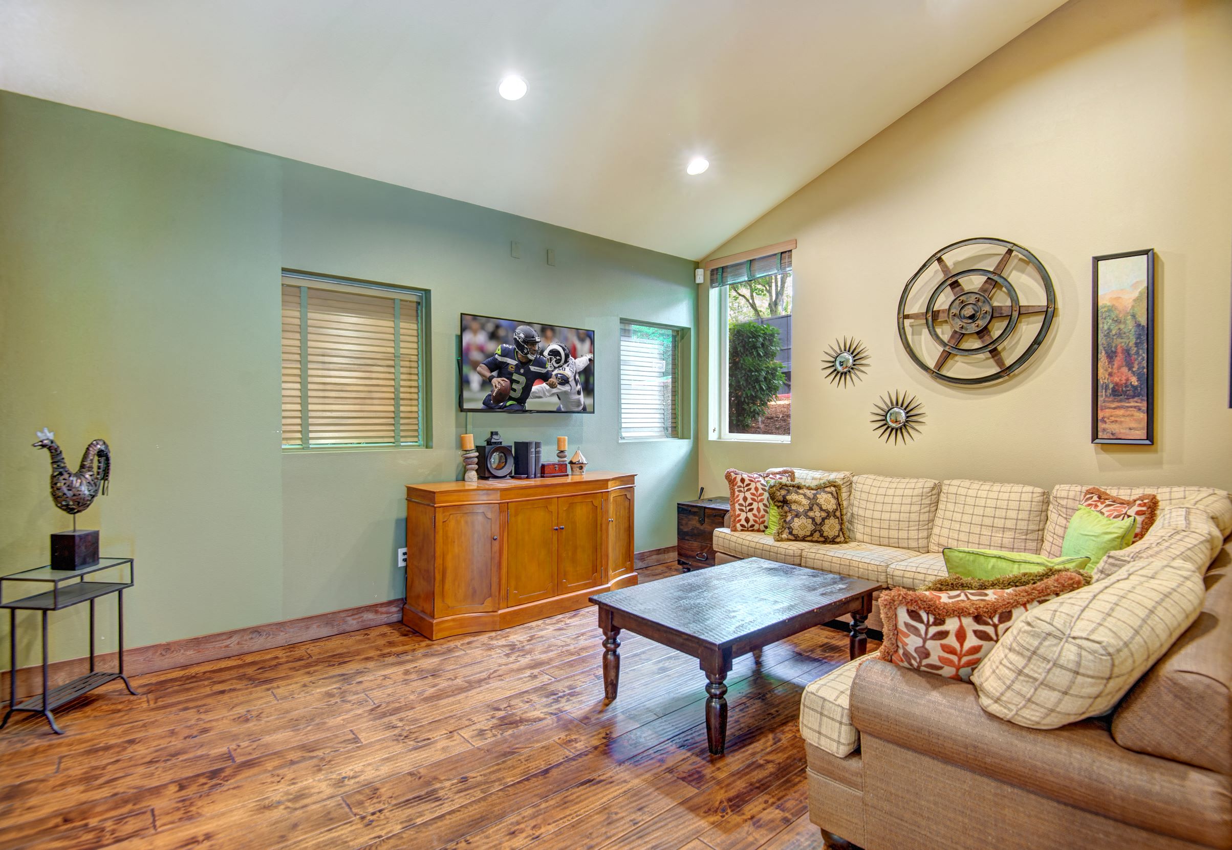 Pembrooke Apartment Homes, 25907 27th Place South, Kent, WA - RentCafe