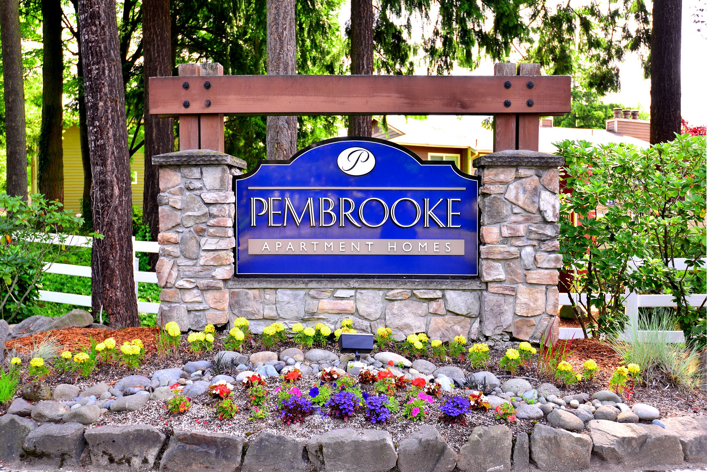 Pembrooke Monument Sign