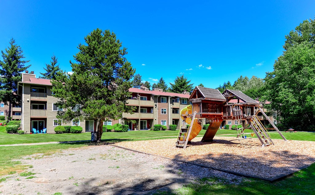 Pembrooke Playground Play Structure