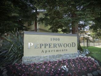 Pepperwood Property Entry & Monument