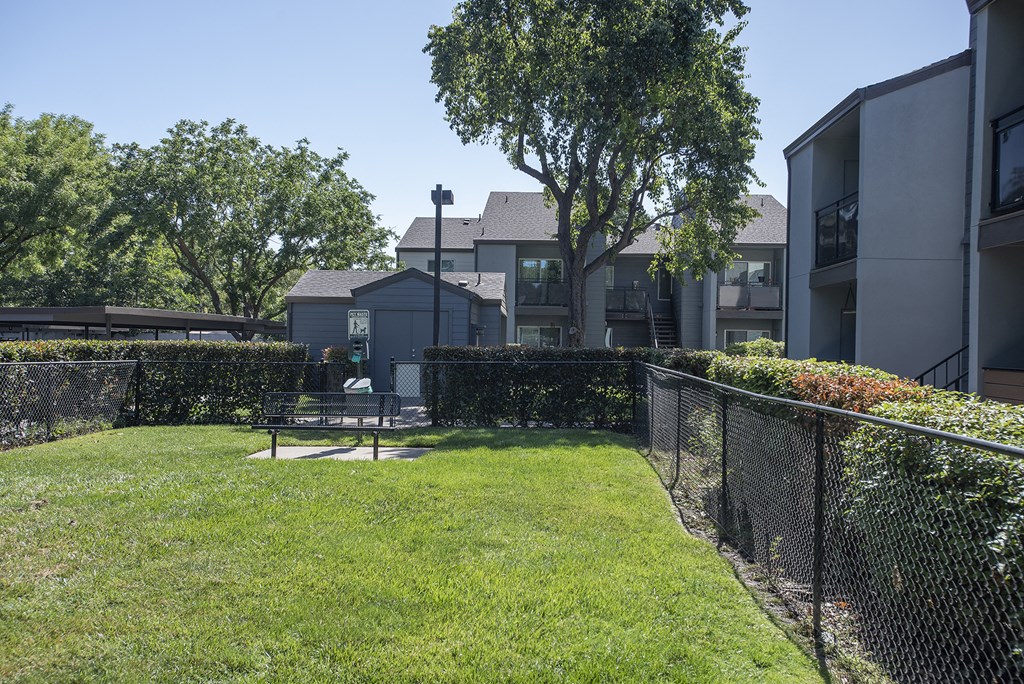 Pheasant Pointe Bark Park